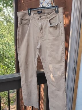 Flag & Anthem Men’s Slim Fit Khaki Jeans